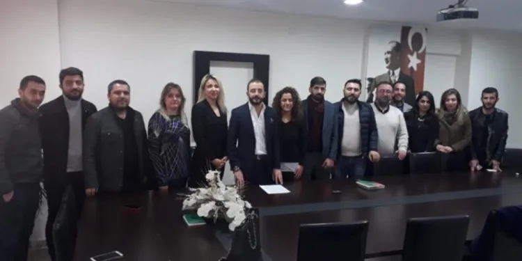 Mi̇marlar Odasından Çok Katlı Okul Tepki̇si̇