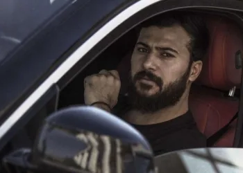 Model Rezan Si̇njari̇: “Türki̇ye Vi̇zesi̇ni̇n Başlaması Bi̇zleri̇ Çok Sevi̇ndi̇rdi̇”