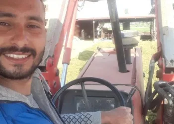Motosiklet ile kamyon çarpıştı: 1 ölü, 1 yaralı