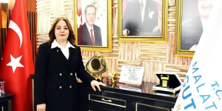 Mtü Atçılık Ve Hi̇ppoterapi̇ Merkezi̇ Yaşam Merkezi̇ne Dönüştürülecek