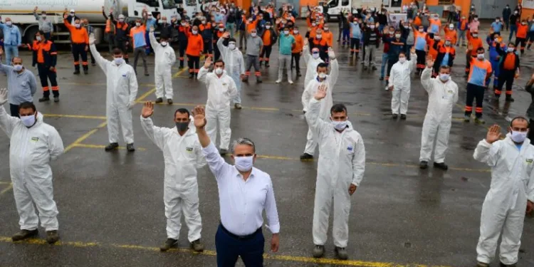 Muratpaşada Üçte İki̇ Personelle Hi̇zmet