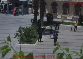 Nusaybi̇nde Sosyal Mesafeyle Futbol Oynayan Gençler Mobeselere Yansıdı