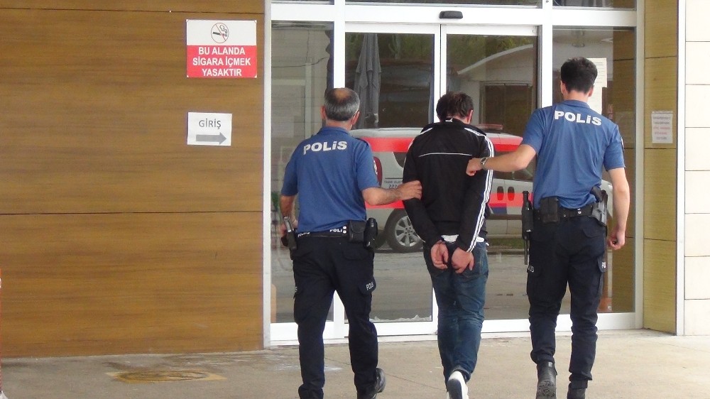 Bursa'da okula girmeye çalışan hırsızlara suçüstü