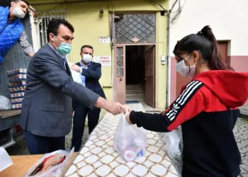 Osmangazi’de sofralar ayrı gönüller bir