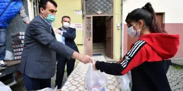 Osmangazi’de sofralar ayrı gönüller bir