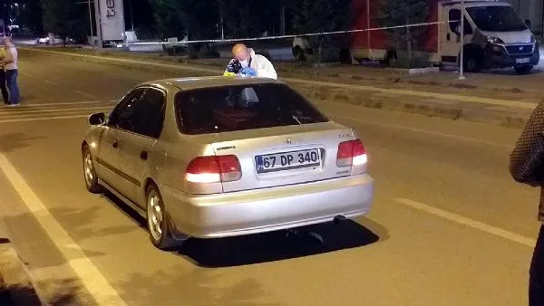 Otomobilin çarptığı genç kız, öldü