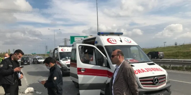 Arnavutköy’de trafik kazası: 1’i ağır 5 yaralı