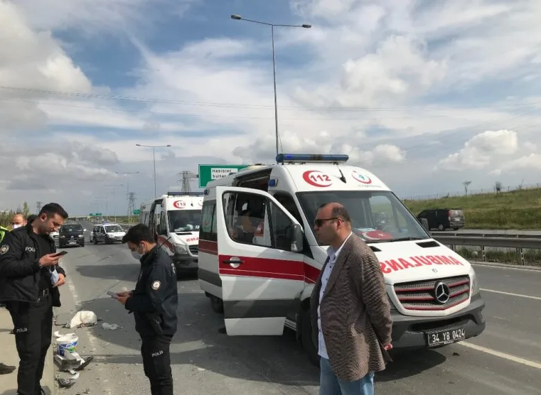 Arnavutköy’de trafik kazası: 1’i ağır 5 yaralı