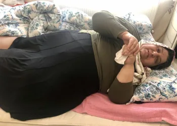 Bursa’daki ‘fil hastası’ kadın 5 yıldır sokağa çıkamıyor
