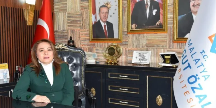 Rektör Karabuluttan 19 Mayıs Mesajı