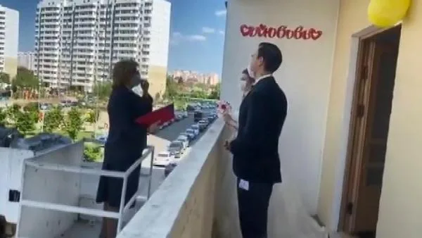 Rusya’da karantinada sıra dışı nikah