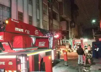 Samsun’da mobilya imalathanesinde yangın