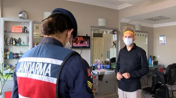 Sarıyer’de jandarmadan berber ve kuaförlere denetim