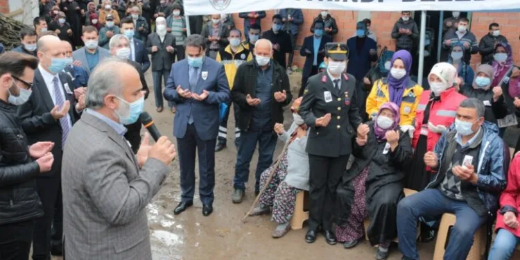Şehit uzman çavuş memleketi Balıkesir’de son yolculuğuna uğurlandı