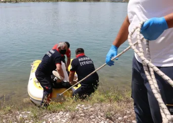 Seyhan Nehri̇’nde Kadın Cesedi̇ Bulundu