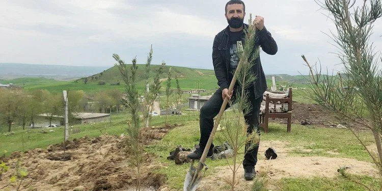 Si̇lvanda 9 Bi̇n Fi̇dan Toprakla Buluştu