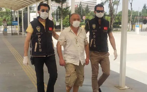 Sosyal medyadan İslamiyet’e hakaret ettiği öne sürülen şüpheli adliyede