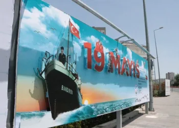 Talas Beledi̇yesi̇nden Müthi̇ş 19 Mayıs Bi̇llboardı