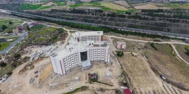 Tarsus Uluslararası İmam Hati̇p Li̇sesi̇ İnşaatı Hızla Sürüyor