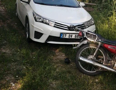 Tarsusta Çalınan Otomobi̇l, Gülek Mahallesi̇nde Terk Edi̇lmi̇ş Halde Bulundu