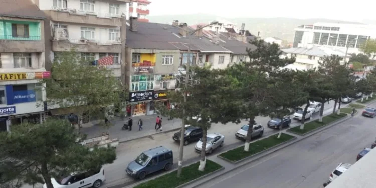 Tatvanda “Maskesi̇z Sokağa Çıkma” Yasaklandı