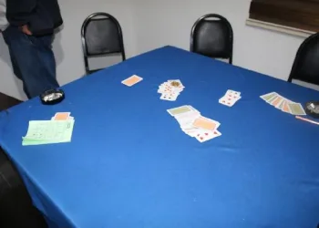 Hayatlarının en pahalı kumarını oynadılar