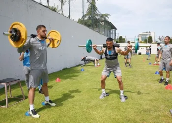 Trabzonspor, Çalışmalarını Sürdürdü