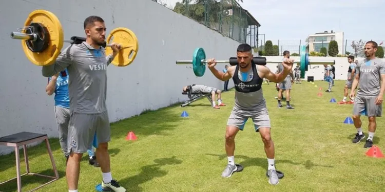 Trabzonspor, Çalışmalarını Sürdürdü