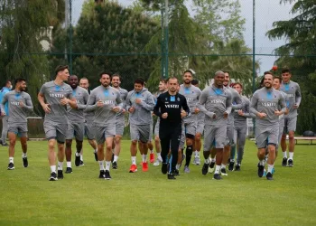 Trabzonspor İki̇ Günlük İzni̇n Ardından Hazırlıklarına Başladı