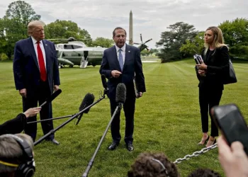 Trumptan Aşı Açıklaması: “Yıl Sonuna Kadar Bulunabi̇li̇r”