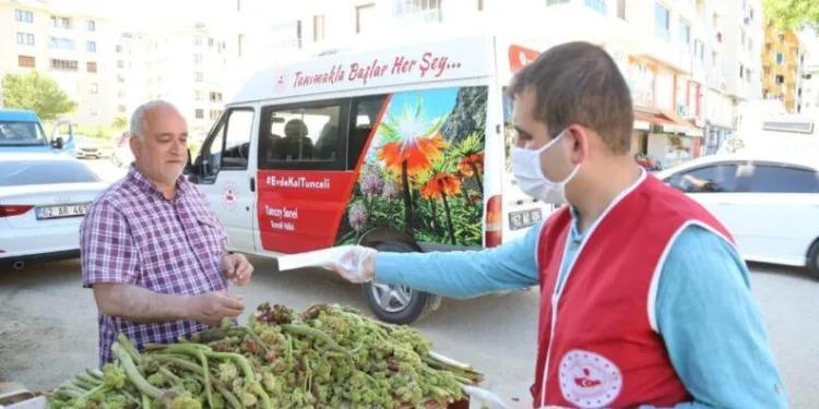 Tunceli̇de Ücretsi̇z Maske Dağıtımı