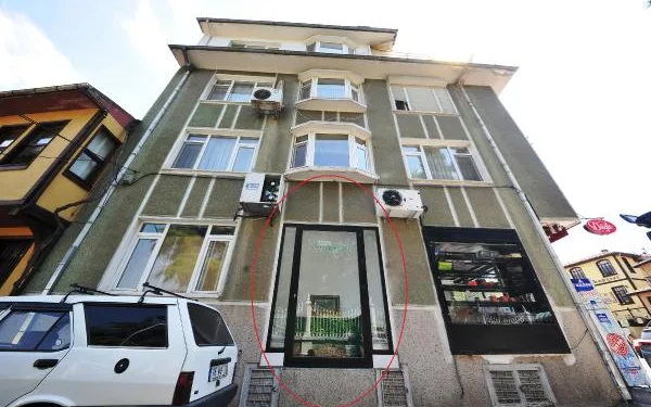 Bursa’da Türbenin üzerine 5 katlı apartman yaptılar