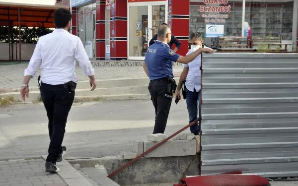 Tutuklanan 16 yaşındaki genç, cezaevine götürülürken firar etti