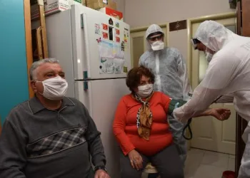 Tuzla’da her ay 3 binden fazla hastaya evde sağlık hizmeti