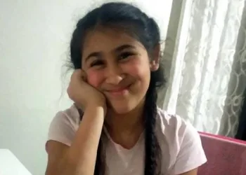 Uçurtmasını kurtarırken akıma kapılan Dilara, toprağa verildi
