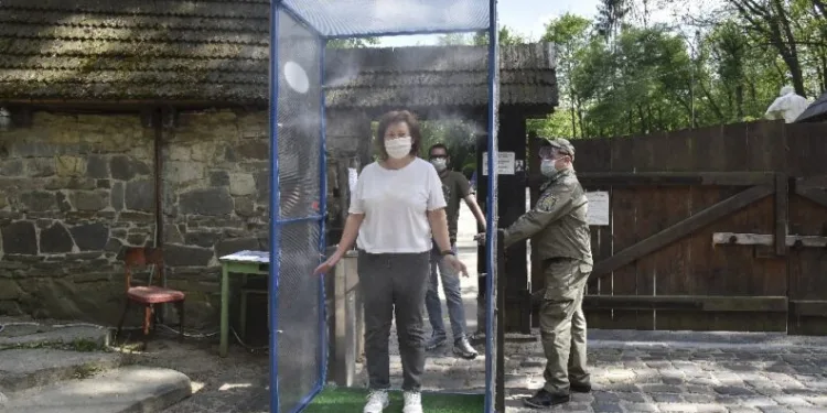 Ukrayna’da iyileşen sayısı vaka sayısını geçti