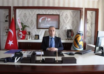 Vakıflardan Yardım Eli̇