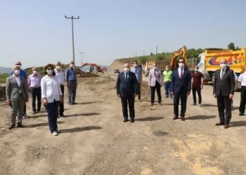Vali̇ Dağlı Osb Bağlantı Yolunu İnceledi̇