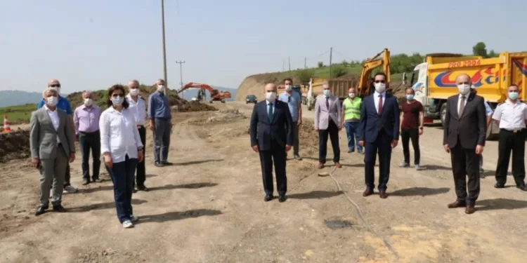 Vali̇ Dağlı Osb Bağlantı Yolunu İnceledi̇