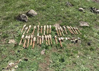 Van’da roketatar mühimmatı ele geçirildi