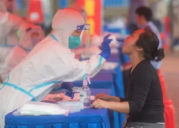 Vuhan’da test kuyruğu: 3 milyon 750 bin kişiye korona testi yapıldı