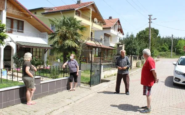 Yazlıkçılar ‘salgın’ korkusuyla evlerine kapandı