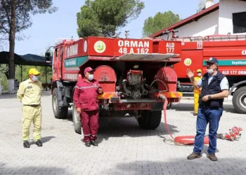 Yeni̇ Atanan Mühendi̇s Ve Orman Muhafaza Memurlarına Eği̇ti̇m