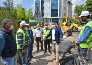 Yıldırım Beledi̇yesi̇ cadde ve sokakları yeni̇li̇yor