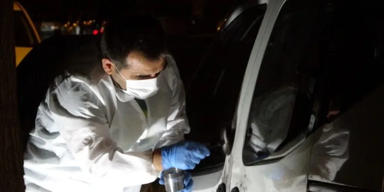Yol Verme Kavgasında Tabanca İle Vurulan Bi̇r Ki̇şi̇ Yaralandı