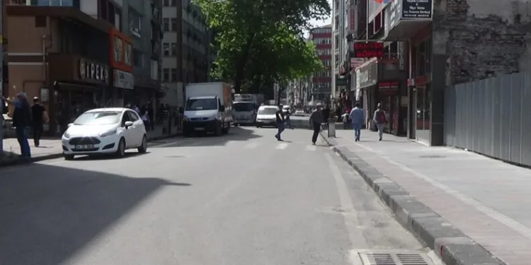 Zonguldakta Afri̇ka Sıcakları Etki̇li̇ Oldu