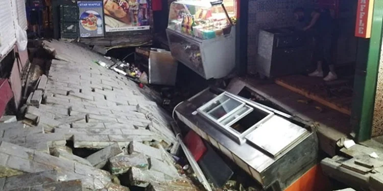 Ortaköy’de kumpircilerin olduğu sokak böyle çöktü