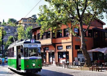 Cumhuriyet Caddesi’ndeki tramvay kaldırılıyor