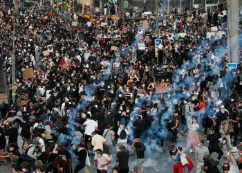 Irkçılık karşıtı protestolar Fransa’ya sıçradı