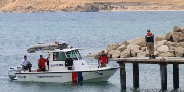 Van Gölü’nde 5 kişinin cesedine ulaşıldı